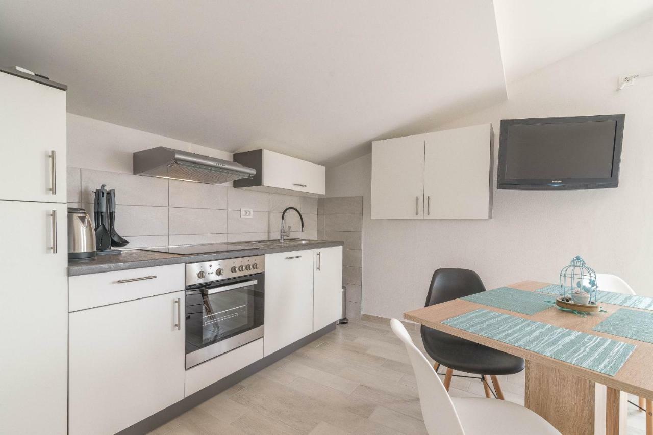 Apartmant Sea Sukošan Buitenkant foto